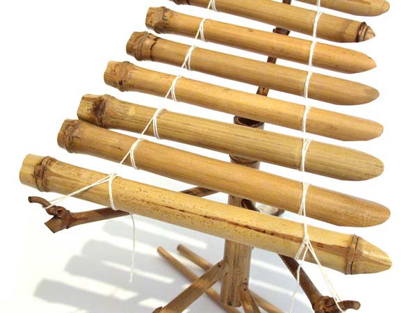 Trung - Bambus Xylophon mit Ständer und Schlägeln